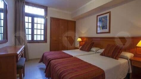 Malibu Park Apartments